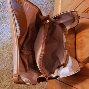 Nine West Bags - Nine West Hobo Purse Nine West Bags - Nine West Hobo Purse